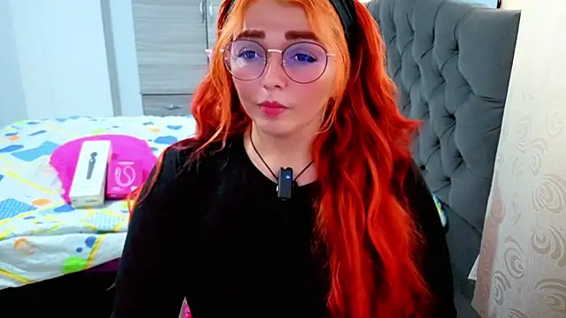 Alexatexa2929 online show from March 6, 2026, 8:05 pm