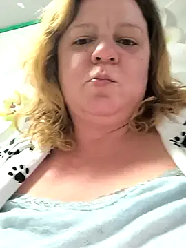 jusichka online show from March 20, 2025, 5:25 pm