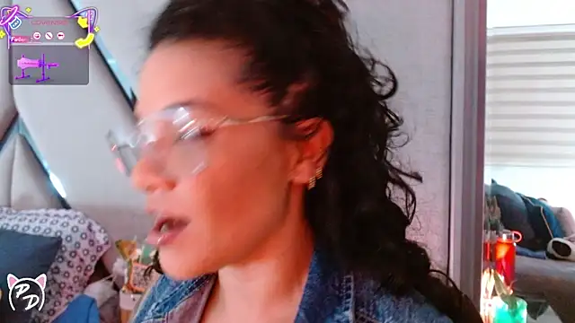 paula daniela1 online show from May 16, 2026, 11:14 pm