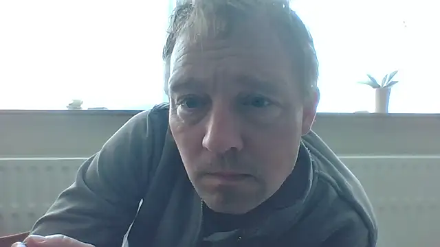 bertolini online show from March 18, 2026, 2:09 pm