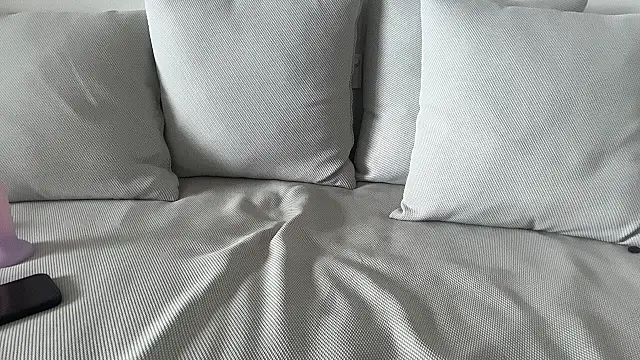 siennacapraa online show from March 5, 2026, 5:36 am