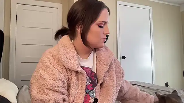 sexylilly69 online show from February 14, 2025, 9:32 pm