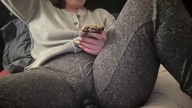 sexylilly69 online show from February 16, 2025, 1:47 am