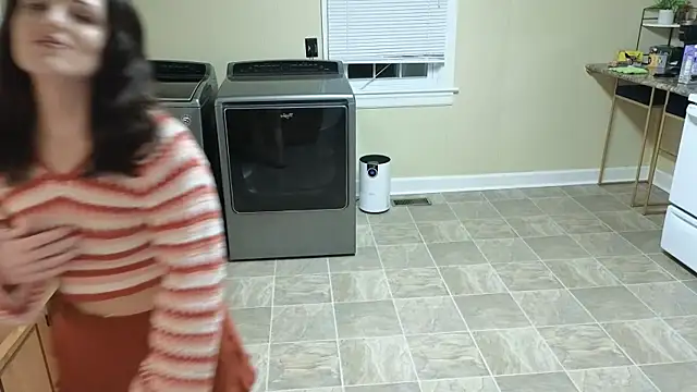 sexylilly69 online show from October 27, 2025, 11:41 pm