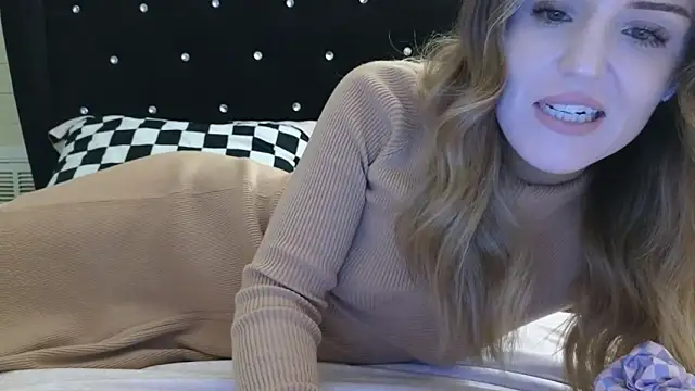 Snapshot of sexylilly69 chatting on May 3, 2026, 3:12 am sexylilly69 online show from May 3, 2026, 3:12 am
