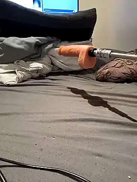 Snapshot of aprilexx chatting on January 25, 2025, 10:50 pm aprilexx online show from January 25, 2025, 10:50 pm