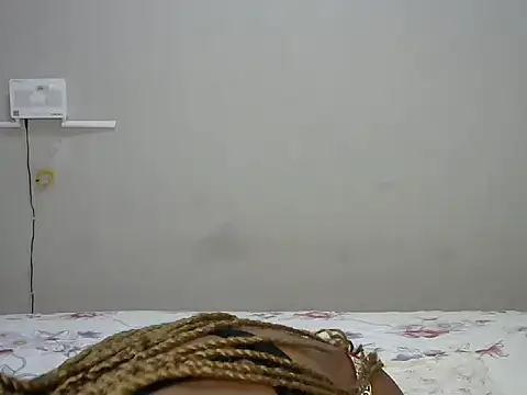 Cariepink online show from November 19, 2025, 8:03 am