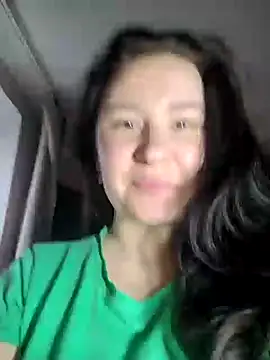 AlexaLexie online show from December 12, 2024, 11:40 am