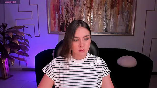 EloisaOlivero online show from January 14, 2026, 4:56 pm