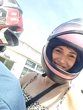 Irresistible24 online show from November 27, 2025, 5:37 pm