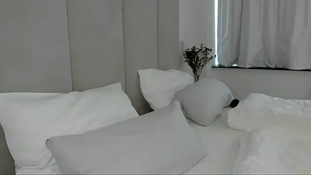 smileybabe online show from February 27, 2025, 8:06 am