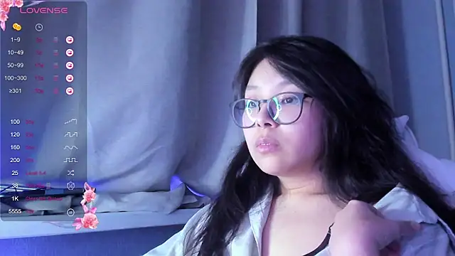 maydaykimmy online show from December 15, 2024, 2:41 am