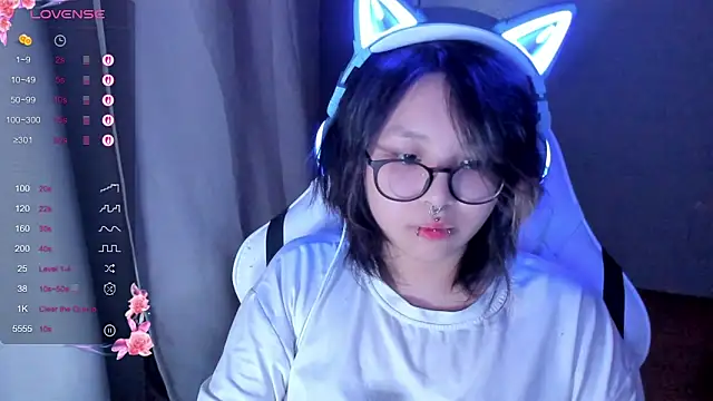 Snapshot of maydaykimmy chatting on February 15, 2026, 8:38 pm maydaykimmy online show from February 15, 2026, 8:38 pm