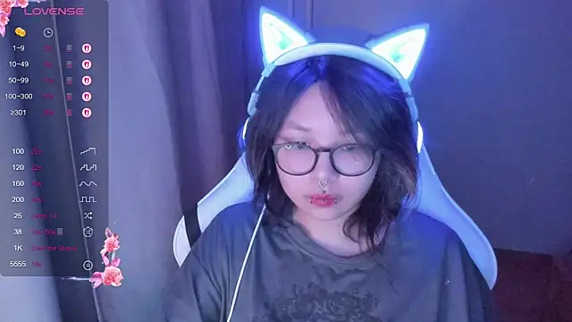 Snapshot of maydaykimmy chatting on February 19, 2026, 10:06 pm maydaykimmy online show from February 19, 2026, 10:06 pm