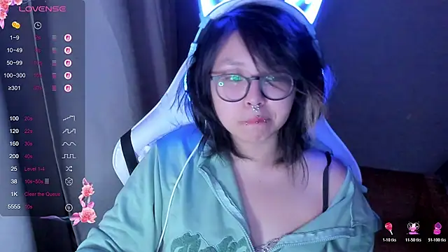 Snapshot of maydaykimmy chatting on February 20, 2026, 11:05 pm maydaykimmy online show from February 20, 2026, 11:05 pm