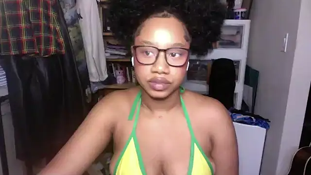 goddessdaisysky online show from September 26, 2025, 2:43 pm