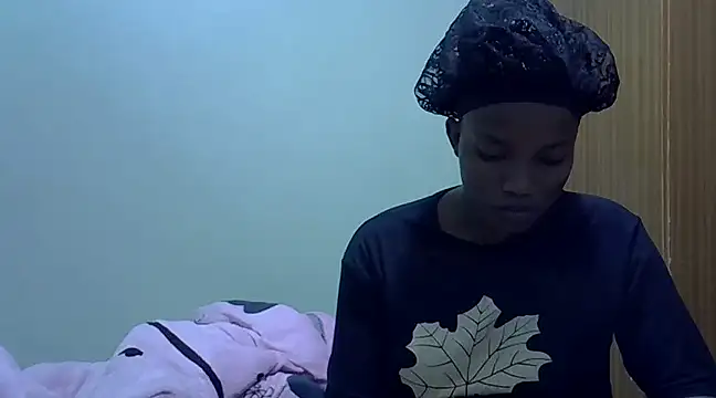 prettychoco1 online show from December 21, 2024, 5:40 pm