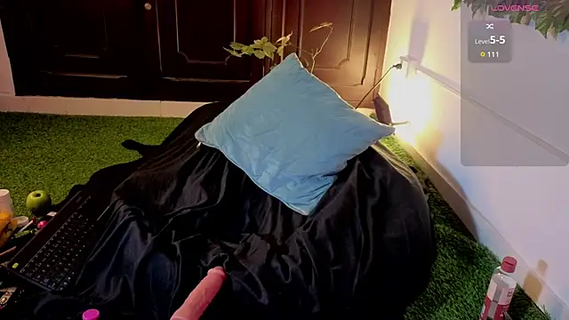 JuanCamiilo 66 online show from January 17, 2026, 1:54 am