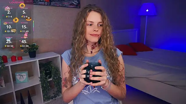 RayaNenlia online show from March 11, 2025, 11:12 am