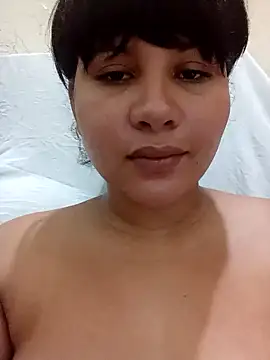 Snapshot of Yara0k chatting on January 28, 2025, 9:30 am Yara0k online show from January 28, 2025, 9:30 am