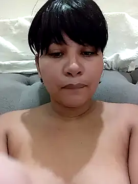 Snapshot of Yara0k chatting on February 10, 2025, 11:15 am Yara0k online show from February 10, 2025, 11:15 am