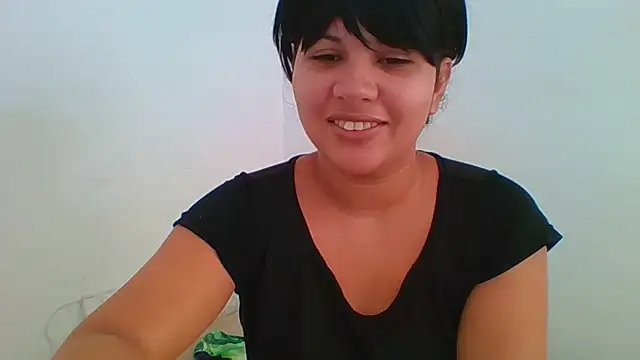 Snapshot of Yara0k chatting on March 15, 2025, 9:41 am Yara0k online show from March 15, 2025, 9:41 am