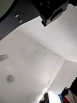 Snapshot of Yara0k chatting on September 12, 2025, 11:21 am Yara0k online show from September 12, 2025, 11:21 am