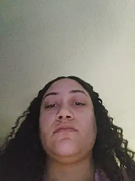 honeeyyy pot online show from November 2, 2025, 10:12 pm