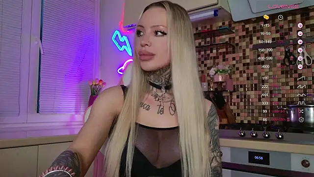 Snapshot of 2badforyou chatting on January 11, 2025, 1:22 pm 2badforyou online show from January 11, 2025, 1:22 pm