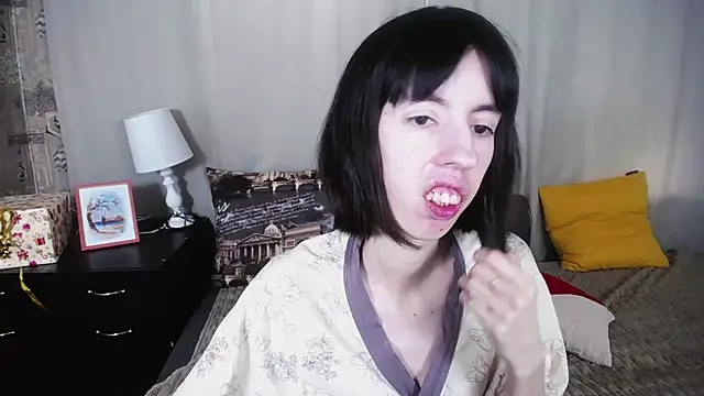 Unusual G online show from February 3, 2025, 9:30 am