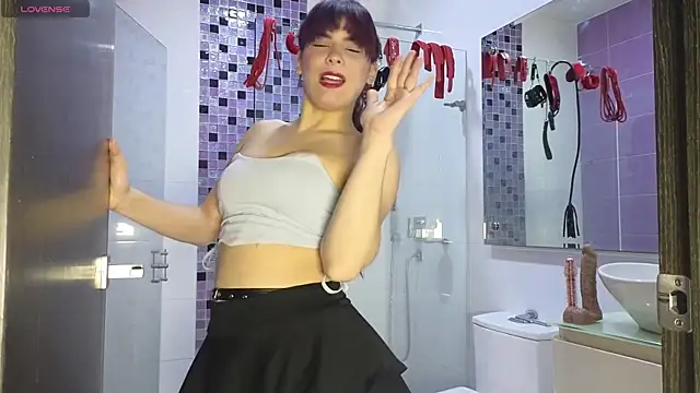 xalicesfantasyx online show from September 13, 2025, 1:38 am