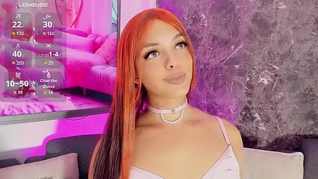 Emmaa Saenz  online show from December 31, 2024, 3:53 pm