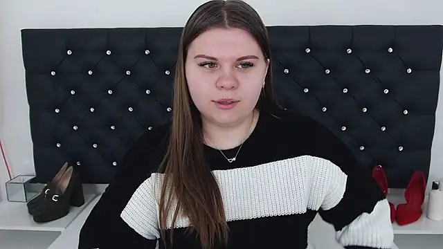 Snapshot of AbbyPleasure chatting on March 3, 2025, 12:48 pm AbbyPleasure online show from March 3, 2025, 12:48 pm