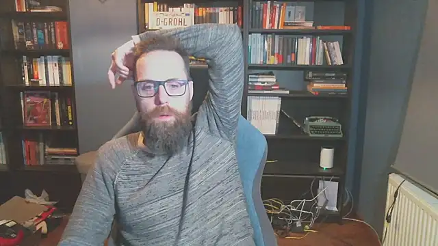 Snapshot of MeSteff chatting on February 21, 2025, 10:59 pm MeSteff online show from February 21, 2025, 10:59 pm