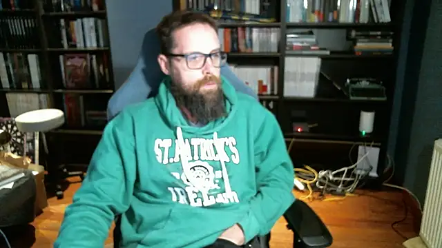 Snapshot of MeSteff chatting on March 22, 2025, 10:15 pm MeSteff online show from March 22, 2025, 10:15 pm