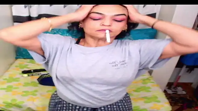 Indian Blaze00 online show from February 12, 2026, 9:43 pm