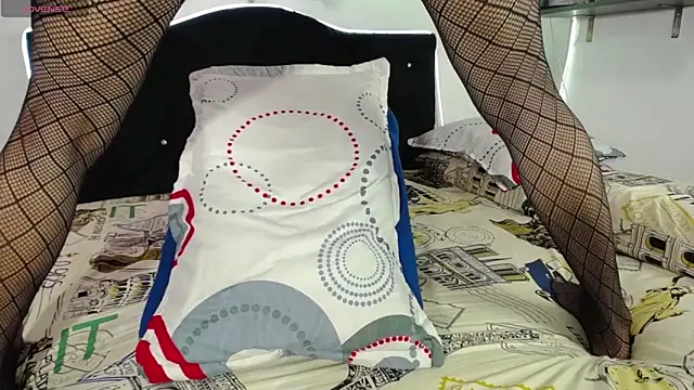 Snapshot of mia_sweet_55 chatting on February 28, 2025, 12:10 am mia sweet 55 online show from February 28, 2025, 12:10 am