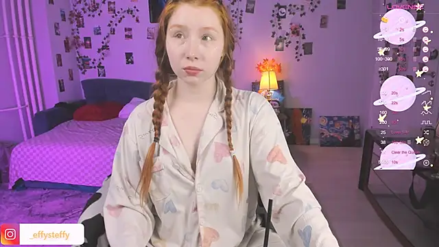 CallMeEffy1 online show from September 14, 2025, 4:06 pm