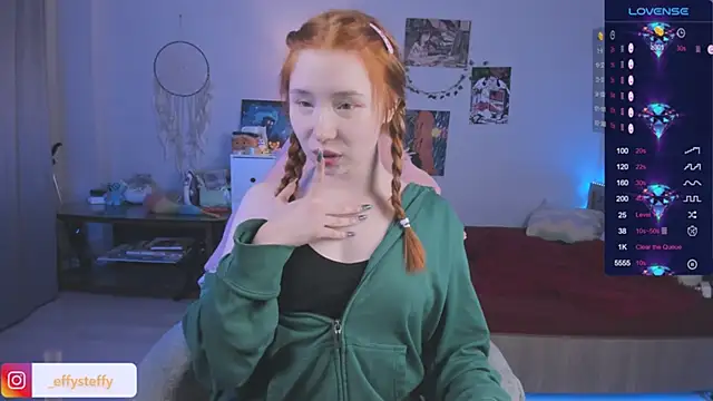 Snapshot of CallMeEffy1 chatting on February 15, 2026, 4:47 pm CallMeEffy1 online show from February 15, 2026, 4:47 pm