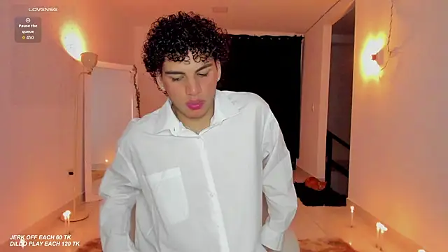 Curlblue online show from October 30, 2025, 3:30 am