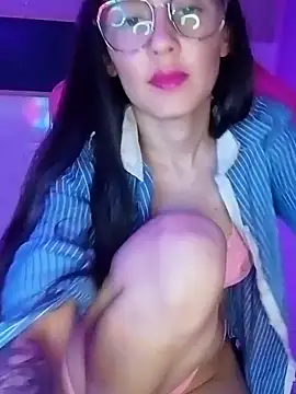 Snapshot of Lua34682 chatting on February 28, 2025, 4:21 am Lua34682 online show from February 28, 2025, 4:21 am