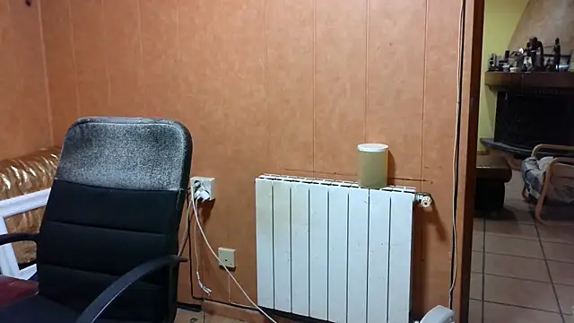 Lia Y PatrickX online show from November 12, 2025, 9:25 pm