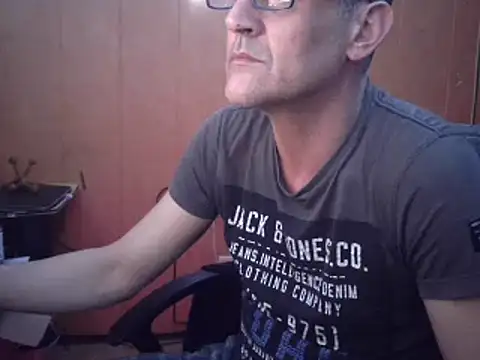 Lia Y PatrickX online show from March 3, 2026, 11:43 pm