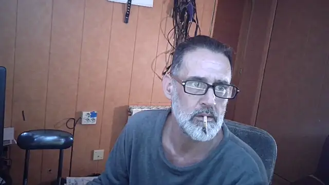 Lia Y PatrickX online show from April 8, 2026, 1:38 am