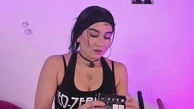 Maggie 1 online show from October 3, 2025, 9:12 pm