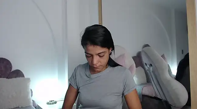 Hellen  4master online show from February 9, 2025, 11:14 am