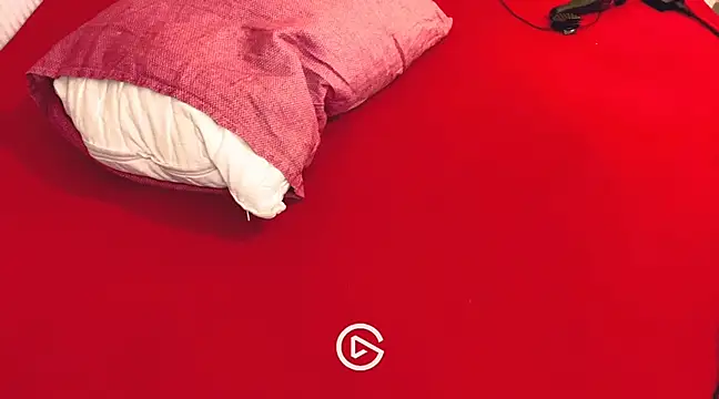 Ceyceys online show from February 26, 2025, 6:43 pm