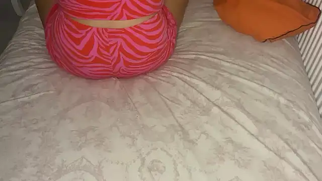 Ceyceys online show from November 19, 2025, 2:39 pm