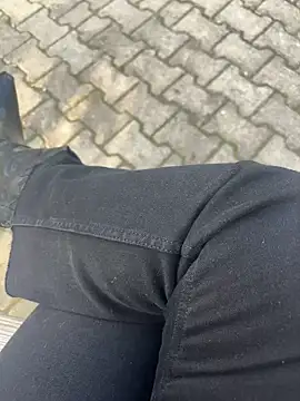 Ceyceys online show from November 28, 2025, 7:11 am