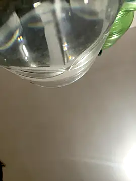 FrutenFratenR9 online show from December 19, 2025, 4:36 pm